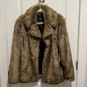 Women’s Unreal Fur jacket size Small